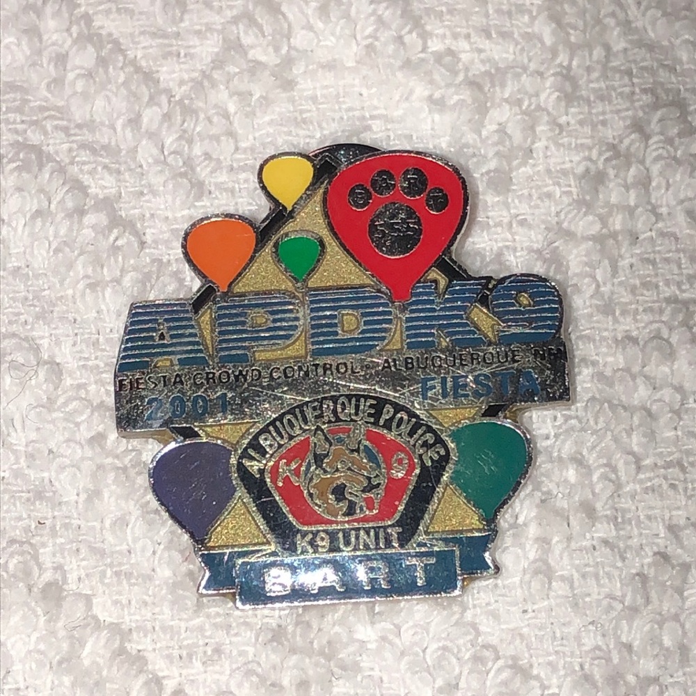 PIN APD K9 Crowd Control ABQ INTL BALLOON FIESTA